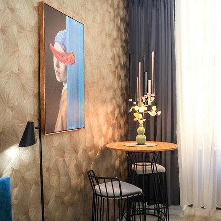 Hedone City Luxury Apartments With Free Parking Пула Екстер'єр фото