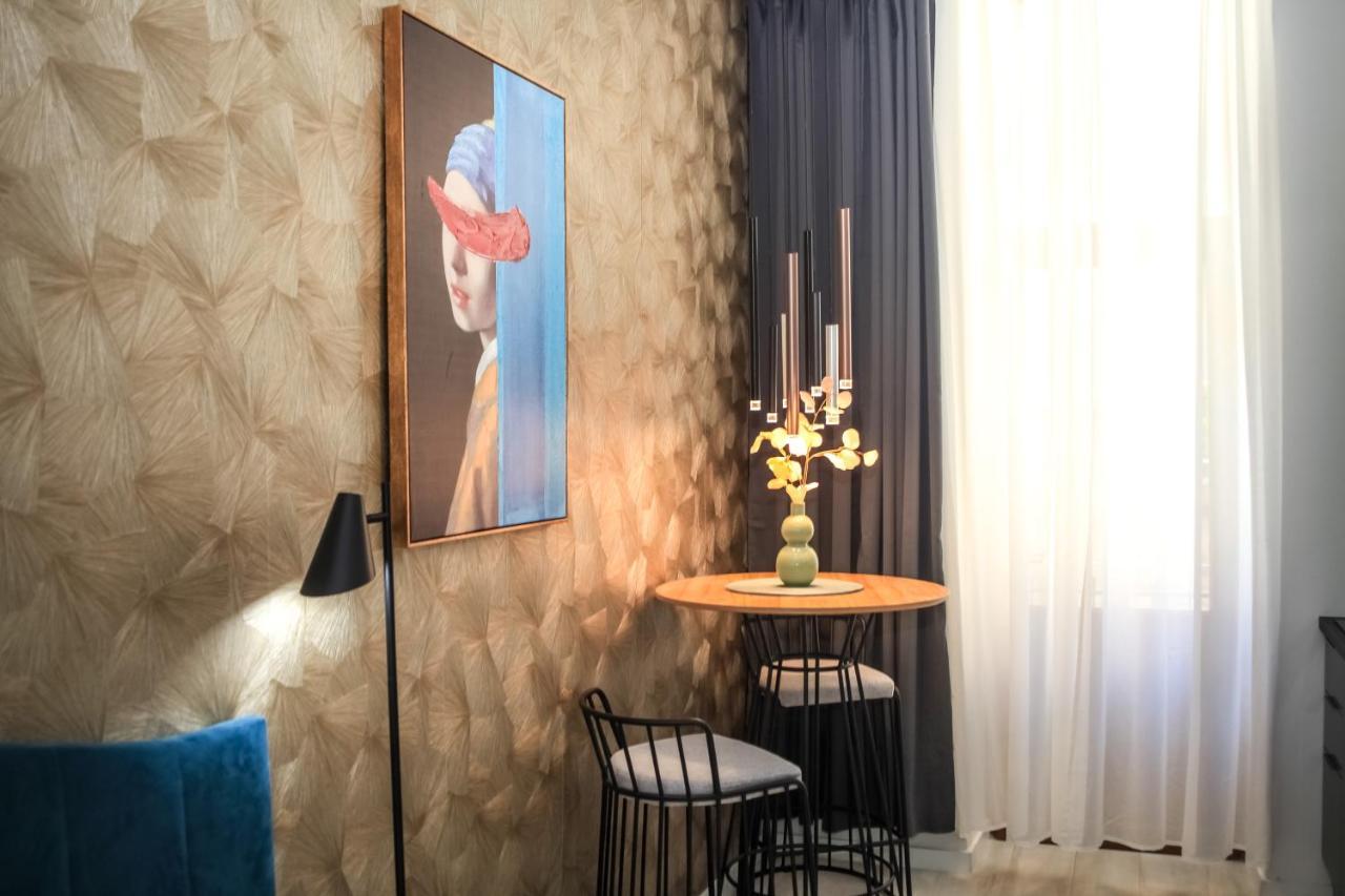 Hedone City Luxury Apartments With Free Parking Пула Екстер'єр фото
