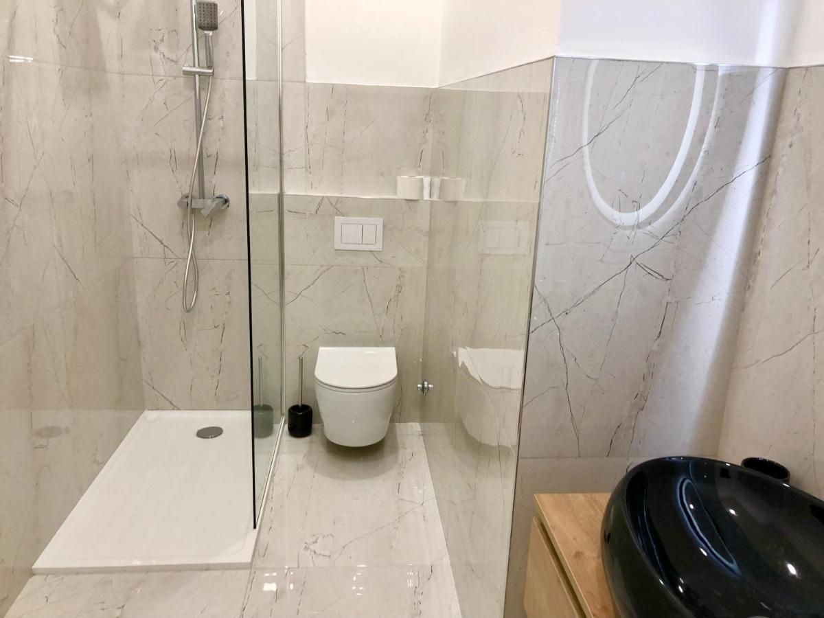 Hedone City Luxury Apartments With Free Parking Пула Екстер'єр фото