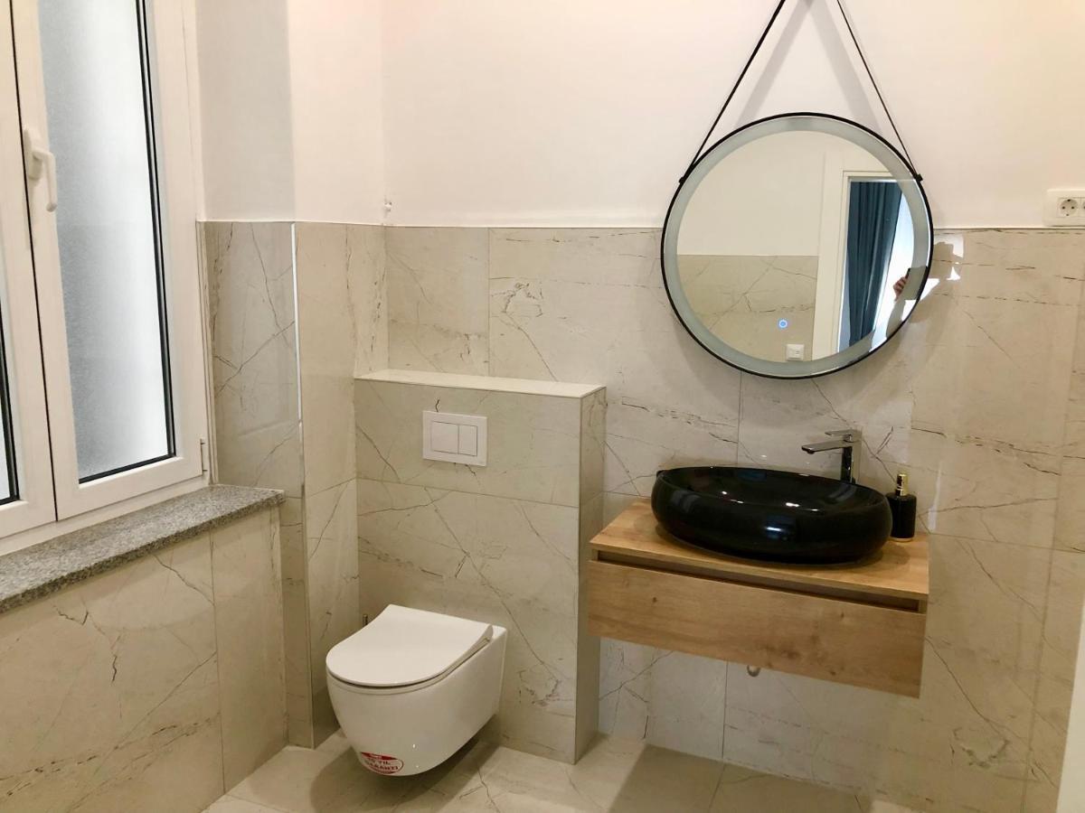 Hedone City Luxury Apartments With Free Parking Пула Екстер'єр фото