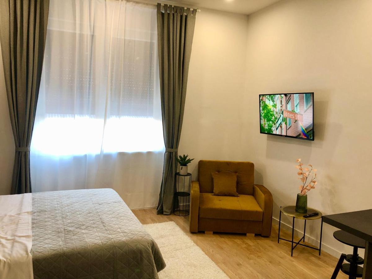 Hedone City Luxury Apartments With Free Parking Пула Екстер'єр фото