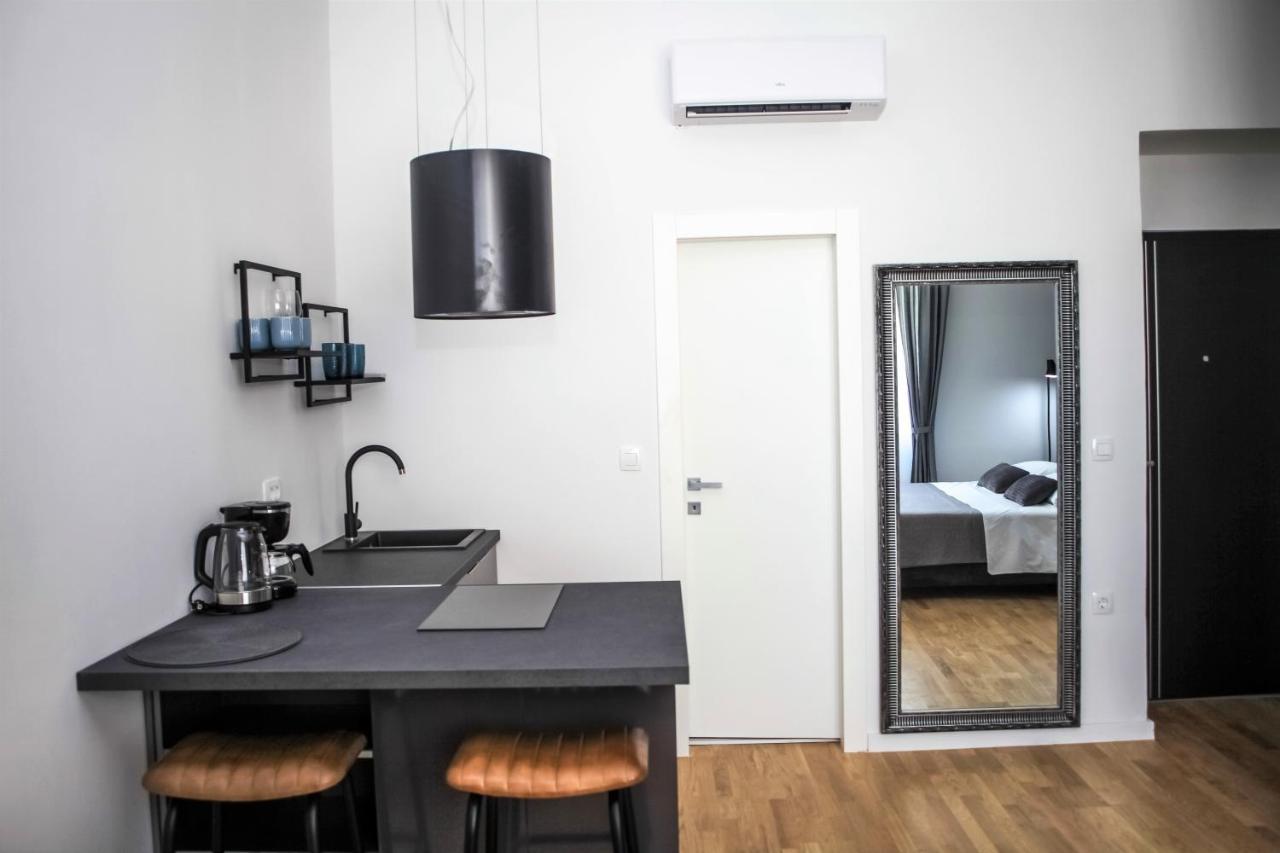 Hedone City Luxury Apartments With Free Parking Пула Екстер'єр фото