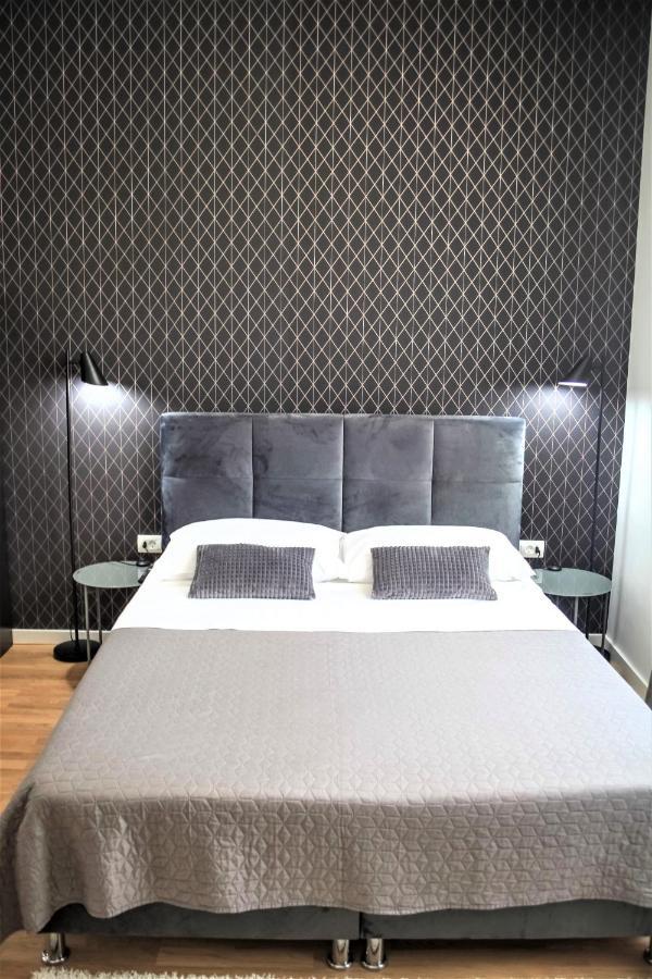 Hedone City Luxury Apartments With Free Parking Пула Екстер'єр фото